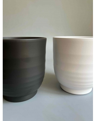 Горшки в двух цветах 13х13 см